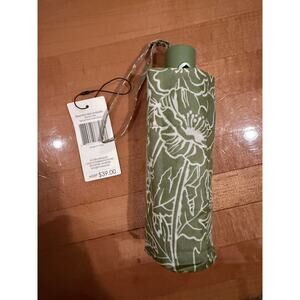 Vera Bradley Green leaf design mini travel umbrella NWT